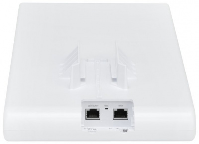 Wi-Fi ����� ������� Ubiquiti UAP-AC-M-Pro