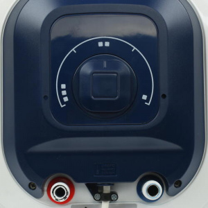 ��������������� Ariston BLU1 R ABS 50 V SLIM