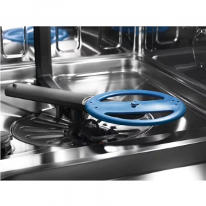 ������������ ������������� ������ Electrolux EEM48221L